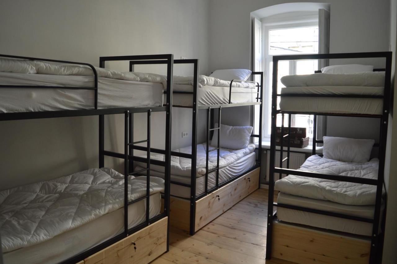 Woodmood Hostel Тбилиси Экстерьер фото