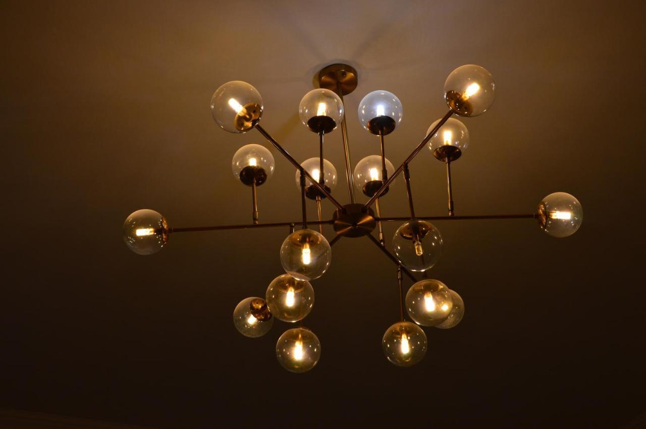 Woodmood Hostel Тбилиси Экстерьер фото