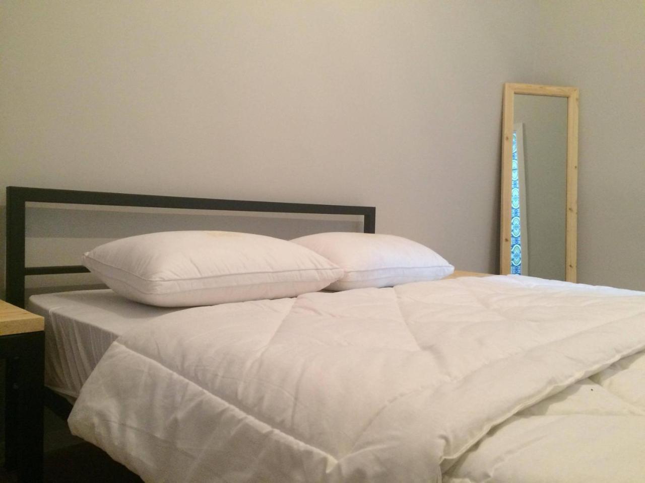 Woodmood Hostel Тбилиси Экстерьер фото